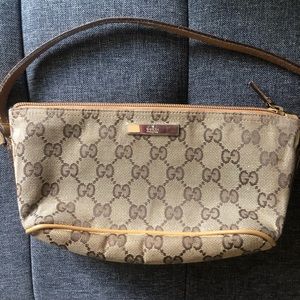 Gucci pouchette